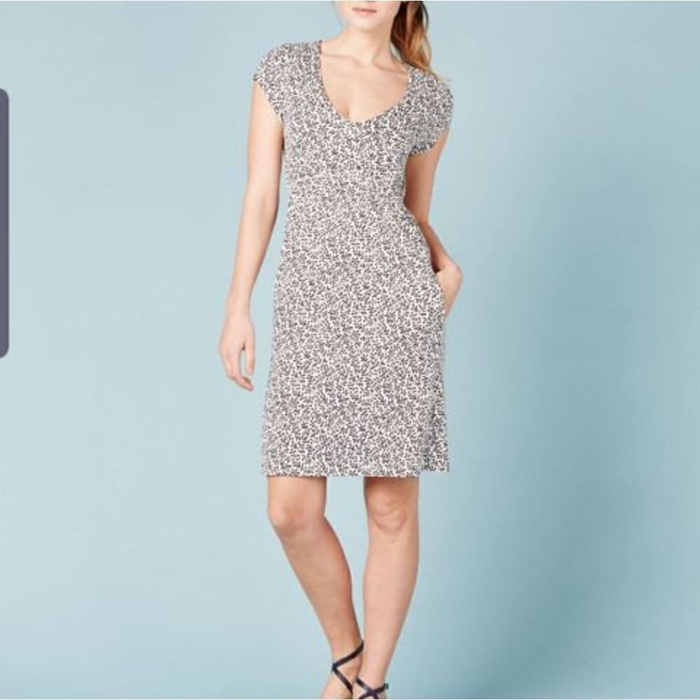 Boden Calissa curved waist seam blue flora dress s